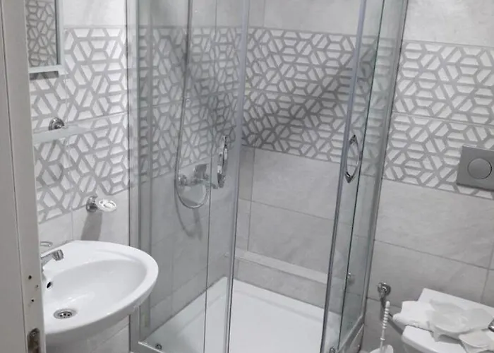 Hotel Estambul Отель 4*