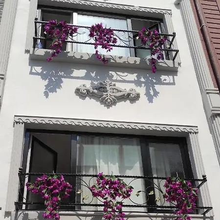 Hotel Estambul 3*