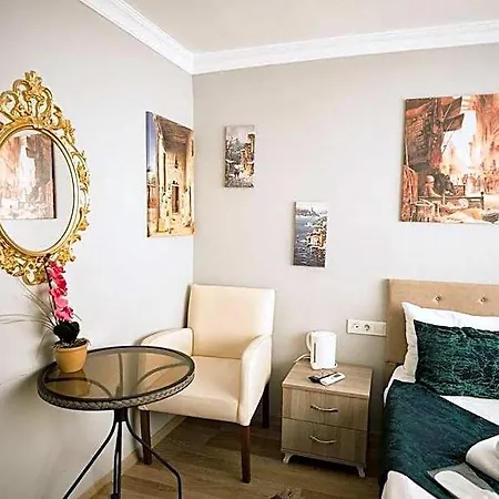 Hotel Estambul 4*