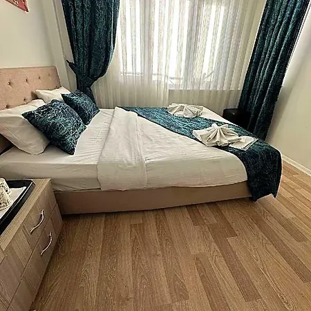Hotel Estambul 4*