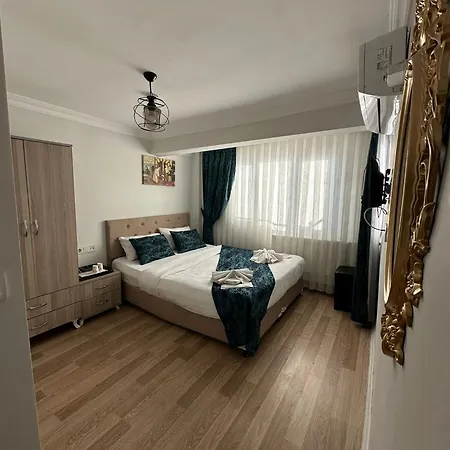 Hotel Estambul Szálloda 4*