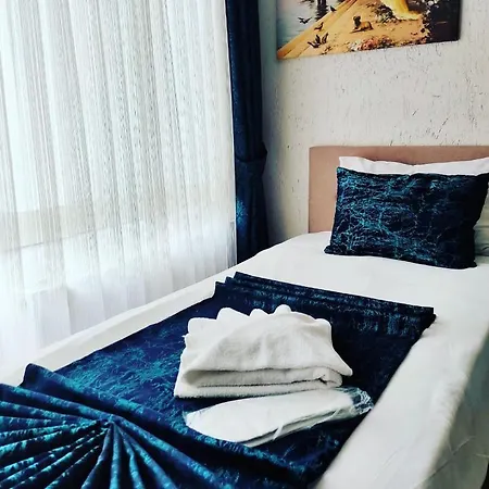 מלון Hotel Estambul