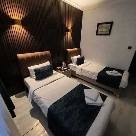 מלון Hotel Estambul