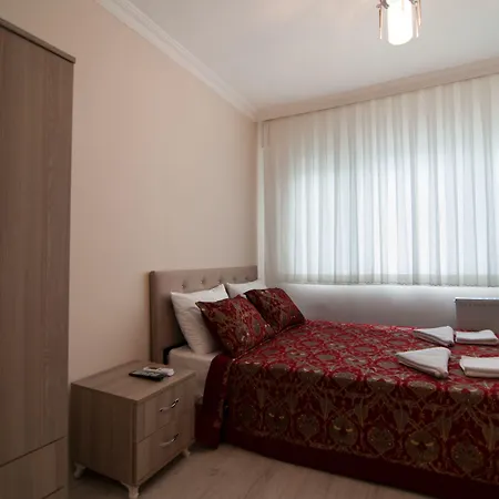 Hotel Estambul מלון 4*