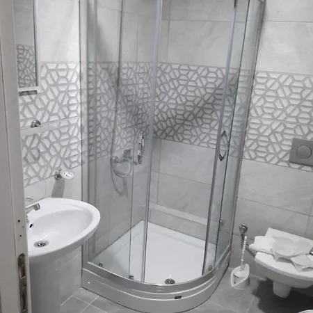Hotel Estambul מלון 4*